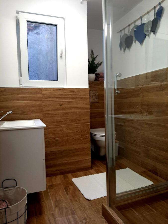 Bulevard Mansards Satu Mare Exterior foto
